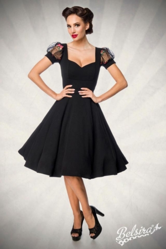 Dress with puff sleeves